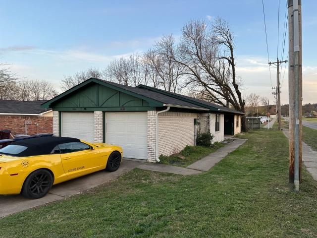 2 BR, 1 BA Apartment 2802 Grinnell Ave, Fort Smith, AR 72908