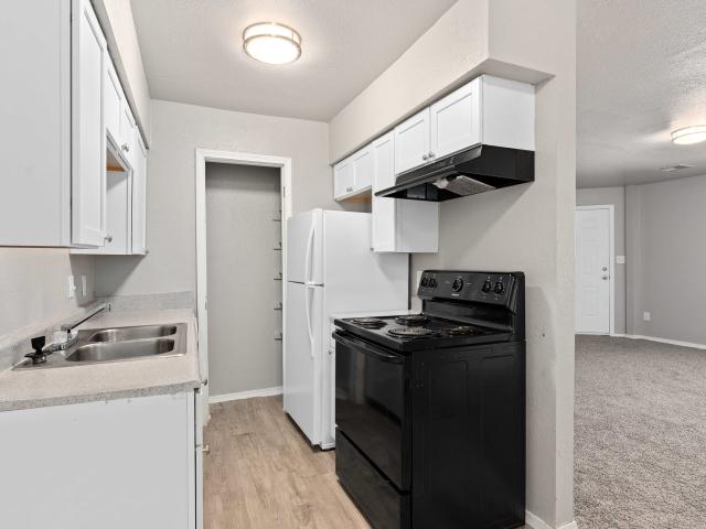 2 BR, 1 BA Apartment 2815 Dewey Ave Unit 13 204, Norman, OK 73072