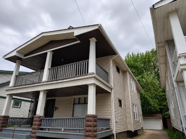 2 BR, 1 BA Apartment 2824 Saratoga Ave, Cleveland, OH 44109