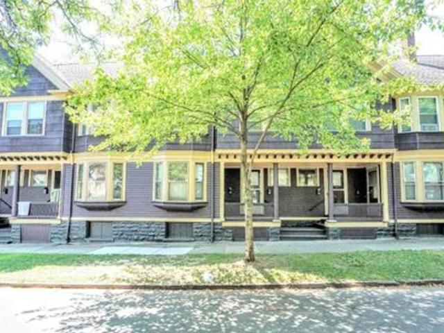2 BR, 1 BA Apartment 289 B Pearl Street, Rochester, NY 14607