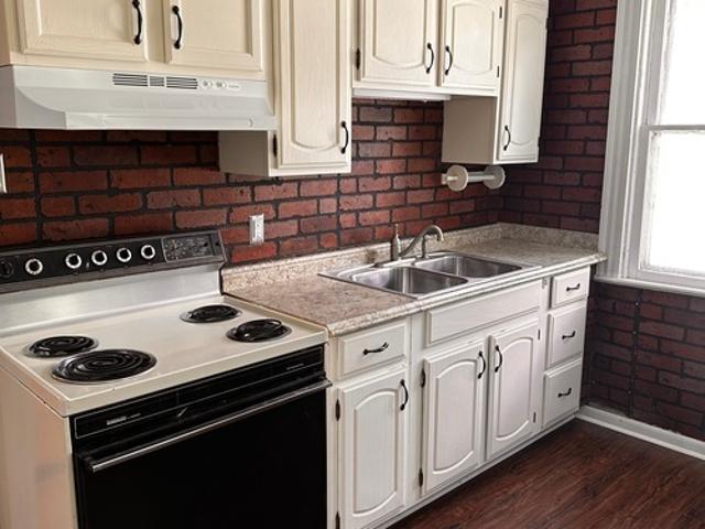 2 BR, 1 BA Apartment 28 Avenue, Unit Upper, Batavia, NY 14020