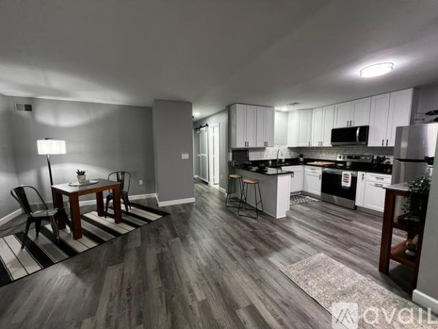 2 BR, 1 BA Apartment 2901 W Jefferson Ave, Unit 2901, Trenton, MI 48183