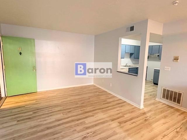 2 BR, 1 BA Apartment 2947 Queen City Ave, Cincinnati, OH 45238