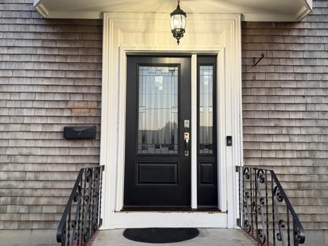 2 BR, 1 BA Apartment 294 Clifford Street, Unit Unit 2, New Bedford, MA 02745
