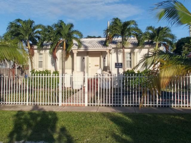 2 BR, 1 BA Apartment 2955 Southwest 38th Avenue, Coral Gables, FL 33134