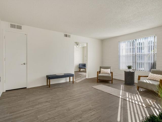 2 BR, 1 BA Apartment 2000 East Roger Road Unit C28, Tucson, AZ 85719