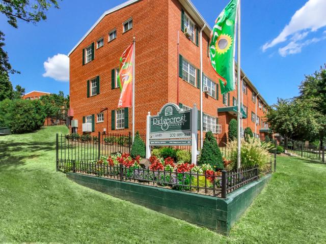 2 BR, 1 BA Apartment 2000 Ridgecrest Ct Unit R004_102, Washington, DC 20020