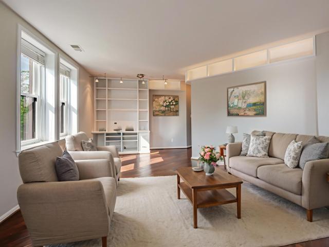 2 BR, 1 BA Apartment 2001 16th St NW, Washington, DC 20009