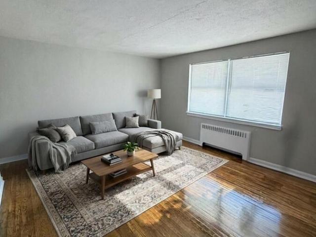2 BR, 1 BA Apartment 2001 Hampden Blvd, Reading, PA 19604
