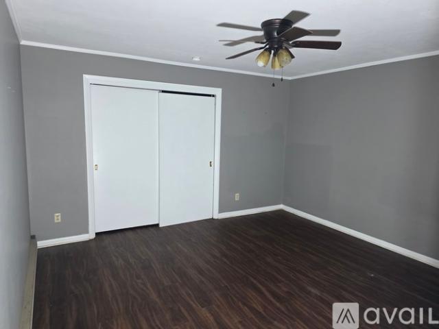 2 BR, 1 BA Apartment 200 Birch Street, Paducah, KY 42001