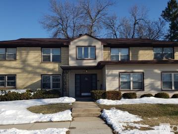 2 BR, 1 BA Apartment 200 E Harriet St, Unit 3, Verona, WI 53593
