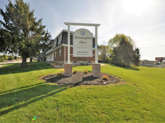 2 BR, 1 BA Apartment 200 Roanoke Dr, Warrenton, MO 63383