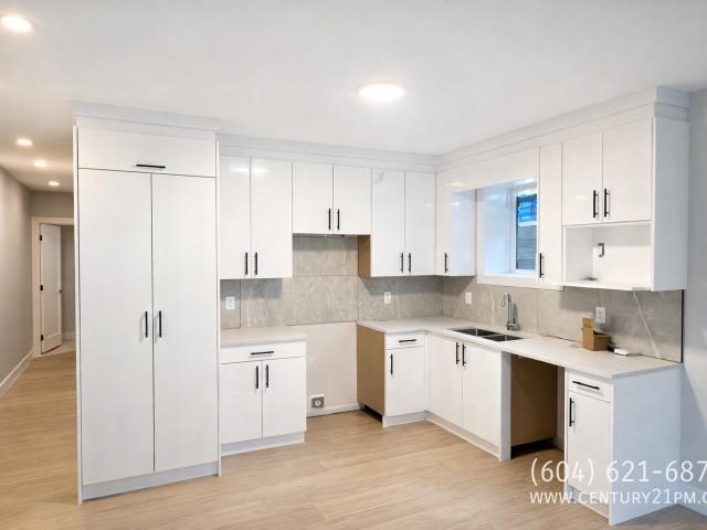 2 BR, 1 BA Apartment 20264 27A Ave, Langley Township, BC V2Z 0B6