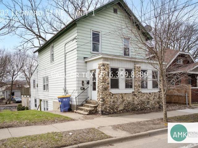 2 BR, 1 BA Apartment 202 Leonard St NE, Grand Rapids, MI 49503