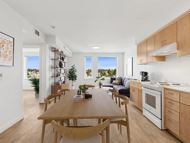 2 BR, 1 BA Apartment 2035 Northwest 58th Street Unit 701, Seattle, WA 98107