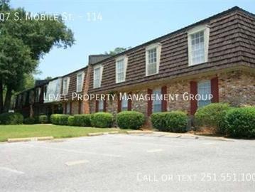 2 BR, 1 BA Apartment 207 S. Mobile St Fairhope, AL 36532