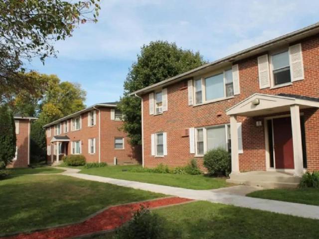2 BR, 1 BA Apartment 204 Saint Teresa Terrace Unit 51012, Madison, WI 53716