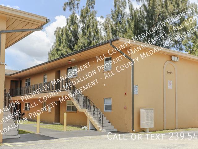 2 BR, 1 BA Apartment 2055 Braman Ave, Fort Myers, FL 33901