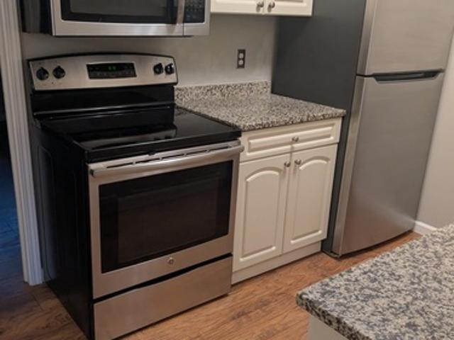2 BR, 1 BA Apartment 205 Trealout Drive, Unit 205 Trealout Dr B 27 Fenton MI 48430, Fenton, MI 48430