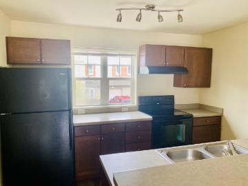 2 BR, 1 BA Apartment 206 Wisconsin St Unit 8 246, West Bend, WI 53095