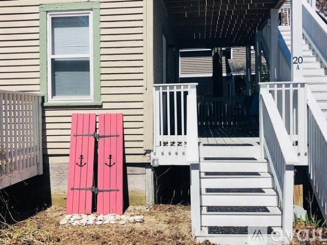 2 BR, 1 BA Apartment 20 Union Avenue, Unit 20A, Old Orchard Beach, ME 04064