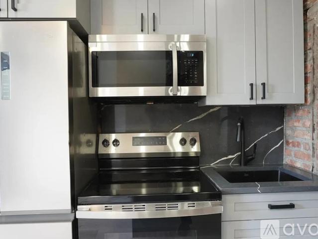 2 BR, 2 BA Apartment 2100 2nd Avenue, Unit 29, New York, NY 10029