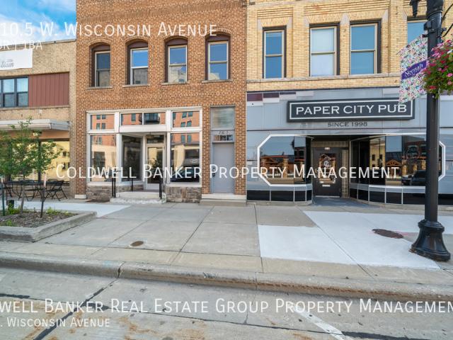 2 BR, 1 BA Apartment 210.5 W. Wisconsin Avenue, Neenah, WI 54956