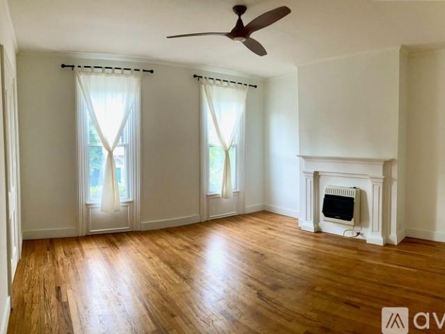 2 BR, 1 BA Apartment 210 Allen Street, Hudson, NY 12534