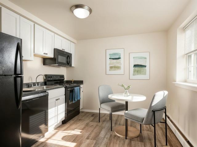 2 BR, 1 BA Apartment 210 N Everhart St Unit 202 C, West Chester, PA 19380