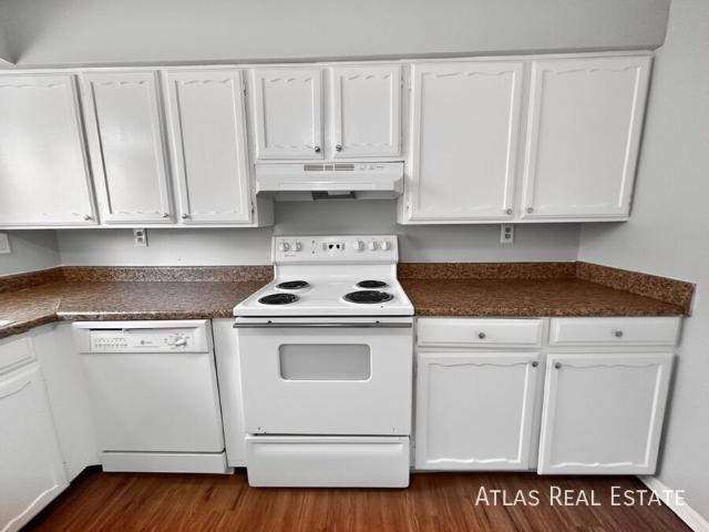 2 BR, 1 BA Apartment 2116 Friendship Place, Colorado Springs, CO 80904