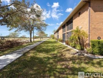2 BR, 1 BA Apartment 217 Airport Avenue W, Unit 214, Venice, FL 34285