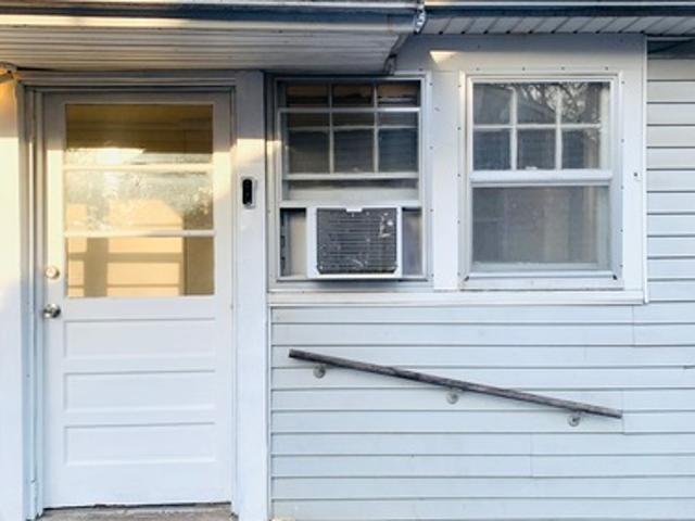 2 BR, 1 BA Apartment 217 Glen Lily Rd, Unit 1, Bowling Green, KY 42101