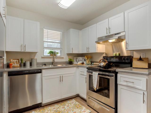 2 BR, 1 BA Apartment 2144 Lakeshore Drive Unit 088D, Ridgeland, MS 39157