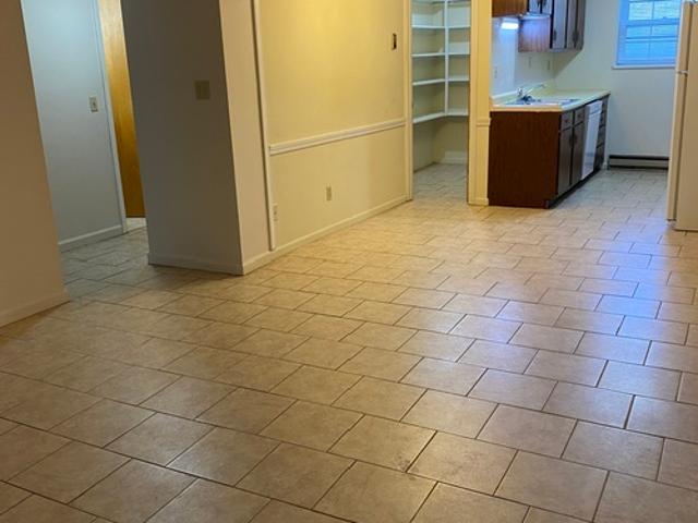 2 BR, 1 BA Apartment 2148 Howard Gap Rd, Unit 2, Hendersonville, NC 28792