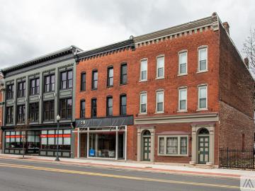 2 BR, 1 BA Apartment 215 E 3rd St, Unit 3D, Williamsport, PA 17701