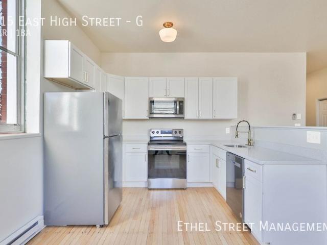 2 BR, 1 BA Apartment 215 East High Street, Hellertown, PA 18055