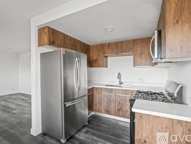 2 BR, 1 BA Apartment 215 S Fickett St, Unit 5, Los Angeles, CA 90033