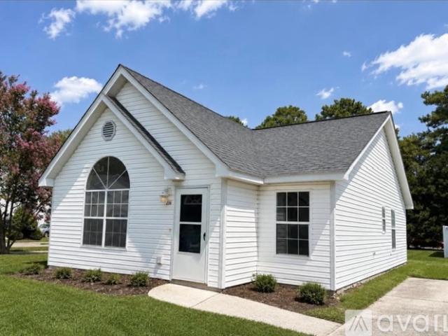 2 BR, 1 BA Apartment 216 Cape Point Ln, Greenville, NC 27858
