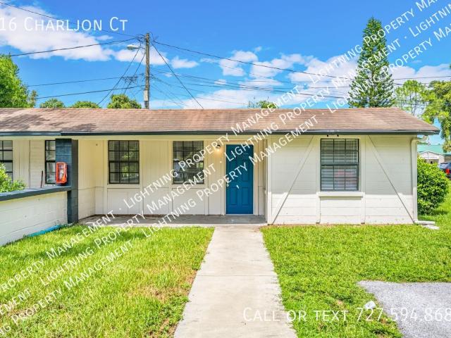 2 BR, 1 BA Apartment 216 Charljon Ct, Brandon, FL 33510