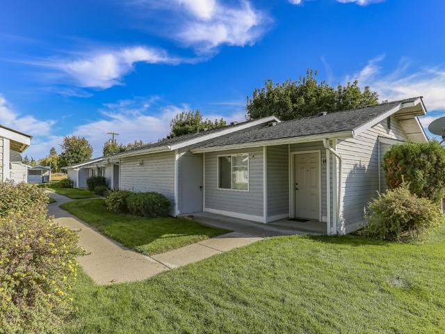 2 BR, 1 BA Apartment 223 W 3rd St, Deer Park, WA 99006