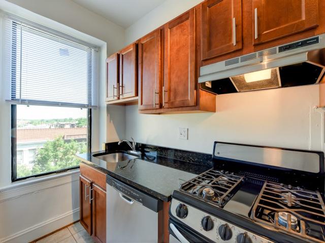 2 BR, 1 BA Apartment 2200 19th Street Northwest Unit 609, Washington, DC 20009