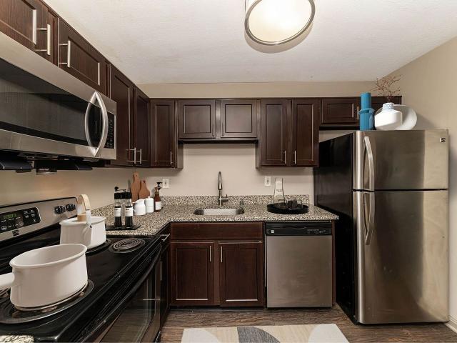 2 BR, 1 BA Apartment 2201 Biljana Dr #6 Unit N201 04, Louisville, KY 40206