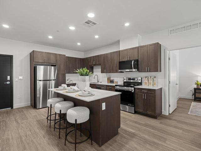 2 BR, 1 BA Apartment 2209 E Bella Vista Rd Unit 115A, San Tan Valley, AZ 85143