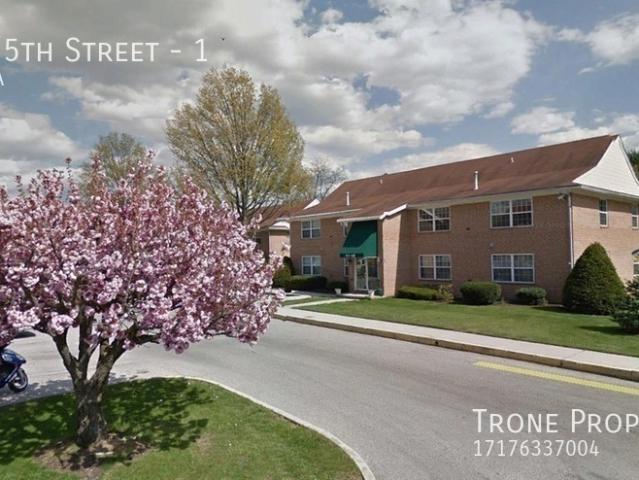 2 BR, 1 BA Apartment 220 N 5th Street, McSherrystown, PA 17344