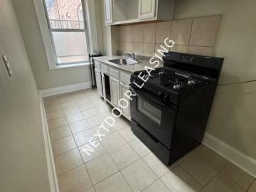 2 BR, 1 BA Apartment 220 Roseville Ave, Newark, NJ 07107