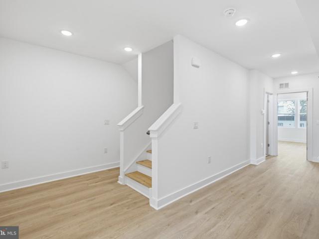 2 BR, 1 BA Apartment 2216 N Franklin St, Philadelphia, PA 19133