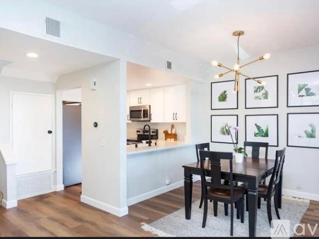 2 BR, 1 BA Apartment 2216 River Run Drive, Unit 96, San Diego, CA 92108