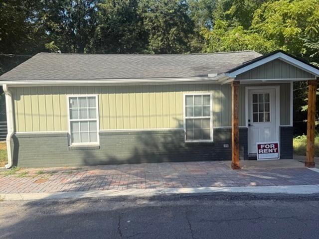 2 BR, 1 BA Apartment 221 Richey Street F, Anderson, SC 29625