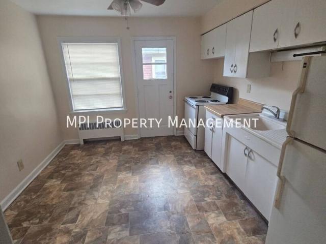 2 BR, 1 BA Apartment 222 N. 75th St. Apt Milwaukee, WI 53213