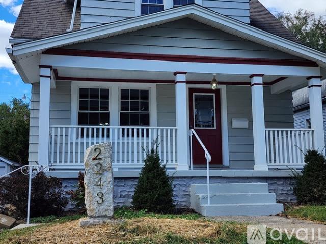 2 BR, 1 BA Apartment 2243 S Smithville Rd, Dayton, OH 45420